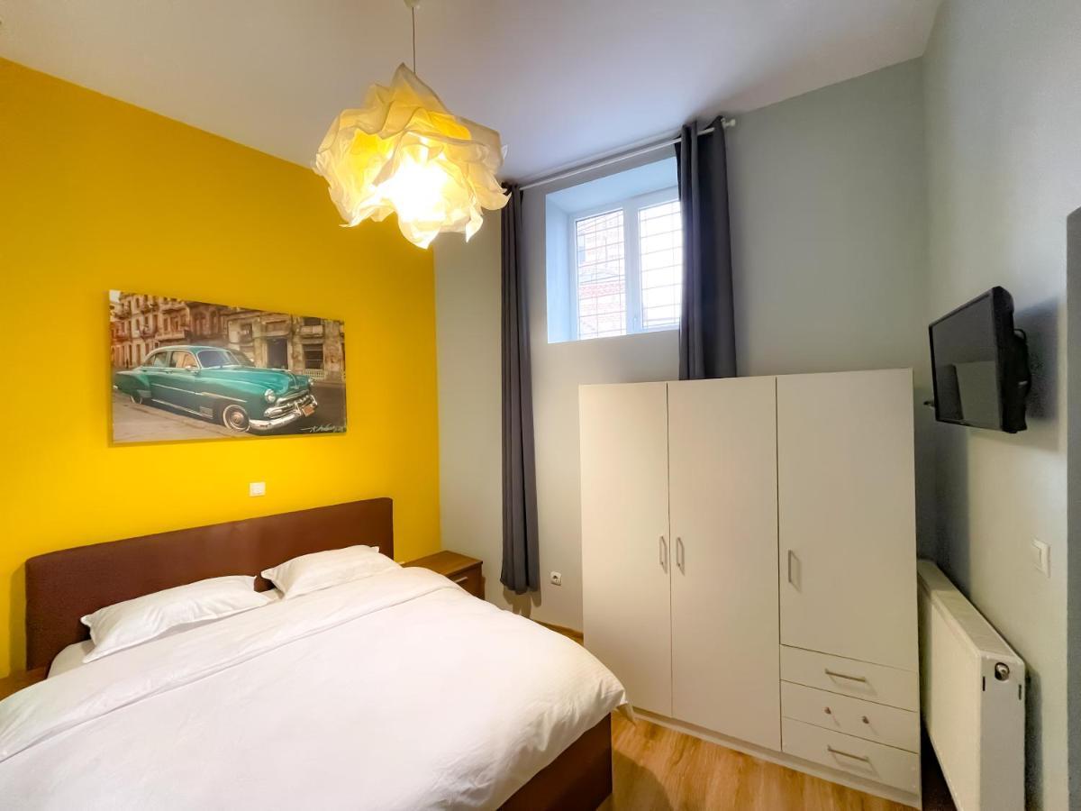 Cool Flat In The Heart Of Bucharest'S Fun And History Apartment Luaran gambar
