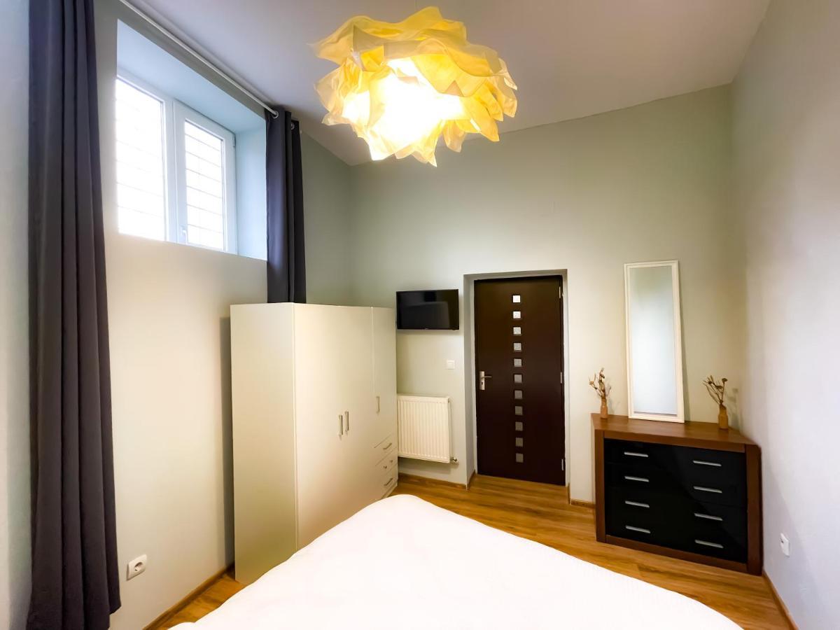 Cool Flat In The Heart Of Bucharest'S Fun And History Apartment Luaran gambar