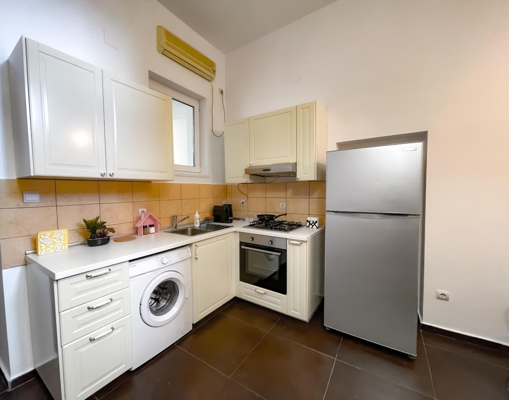 Cool Flat In The Heart Of Bucharest'S Fun And History Apartment Luaran gambar